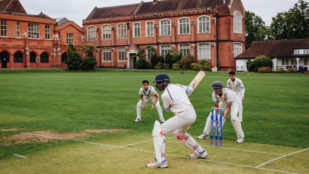 Reverse commuting: schools a train ride from London